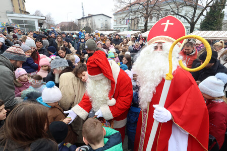 BOŽIČNI SEJEM Z OBISKOM TREH DOBRIH MOŽ 26 FOTO LJUBO VUKELIČ